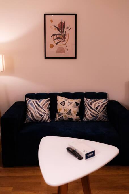 Apartment Marron Pharaohs Horus